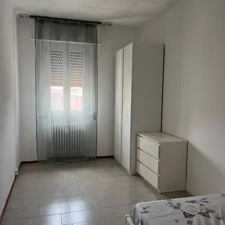 Cozy Near The Station Ferrara
